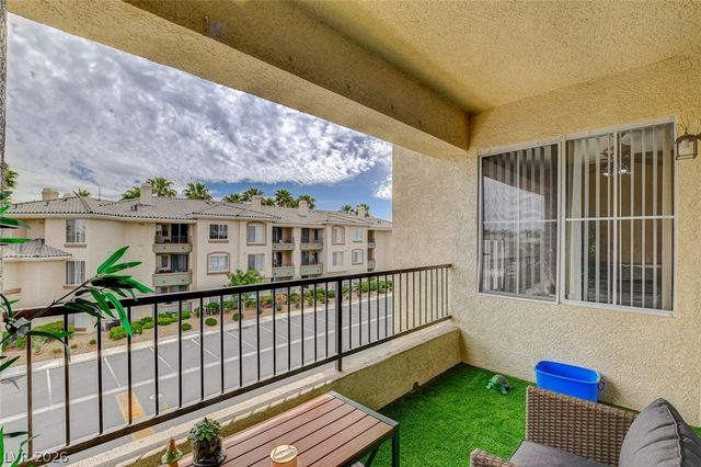 7143 South Durango Drive 307, Las Vegas, NV 89113