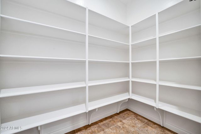 9378 W Via Montoya Drive, Peoria, AZ 85383