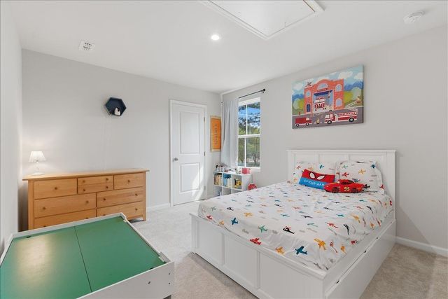 11 Davis Grove Lane, Piedmont, SC 29673