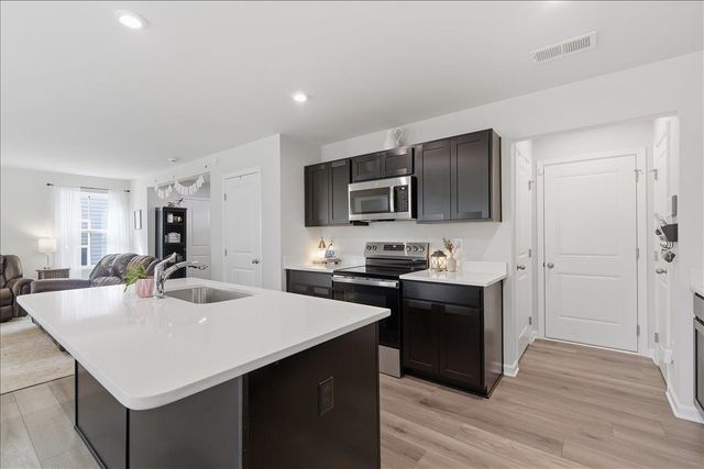 11 Davis Grove Lane, Piedmont, SC 29673