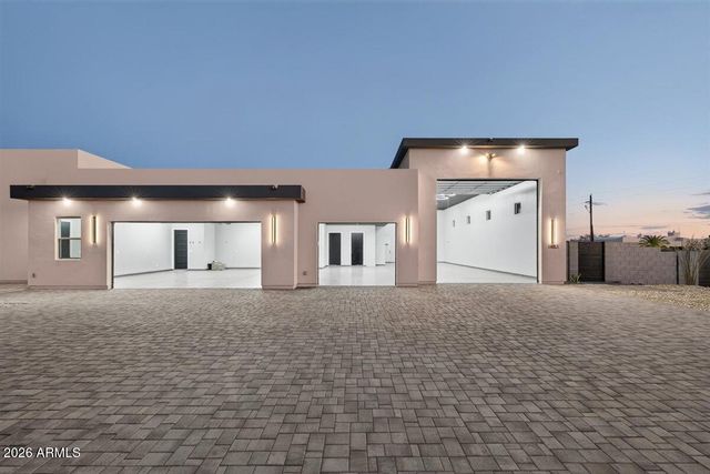 1483 W PASO NUEVO Drive, Phoenix, AZ 85086