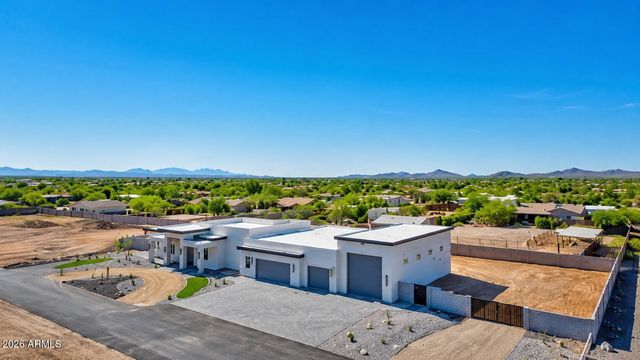 1483 W PASO NUEVO Drive, Phoenix, AZ 85086