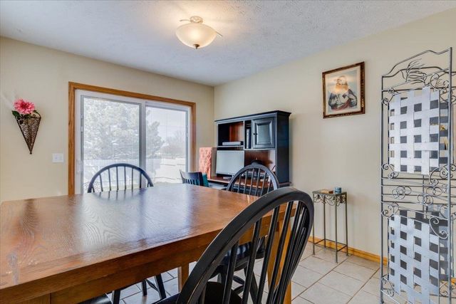 1327 Sierra Dr, Salina, KS 67401