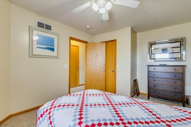 1327 Sierra Dr, Salina, KS 67401
