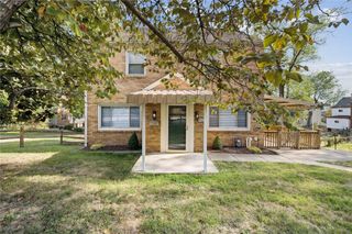 1167 Lapish Rd, Brighton Heights, PA 15212