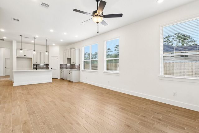 15715 Azure Petal Lane, Conroe, TX 77302