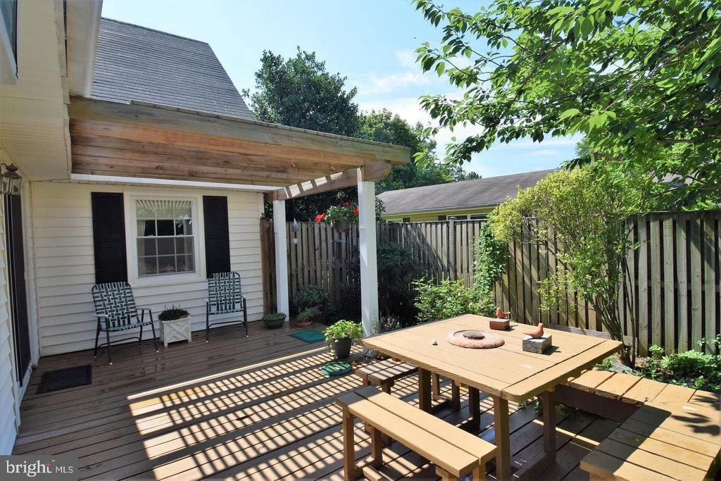 2228 HINDLE LN, Bowie, MD 20716