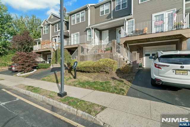 20 S Midland Avenue J3, Kearny, NJ 07032