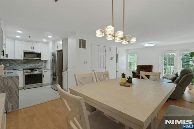 20 S Midland Avenue J3, Kearny, NJ 07032