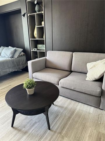 1300 Brickell Bay Dr 2412, Miami, FL 33131