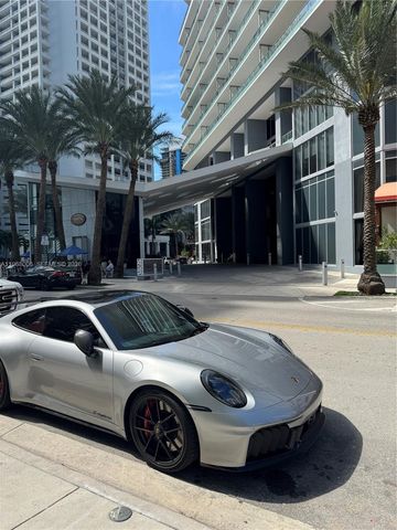 1300 Brickell Bay Dr 2412, Miami, FL 33131