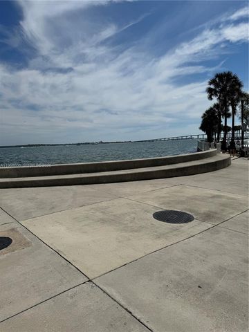 1300 Brickell Bay Dr 2412, Miami, FL 33131