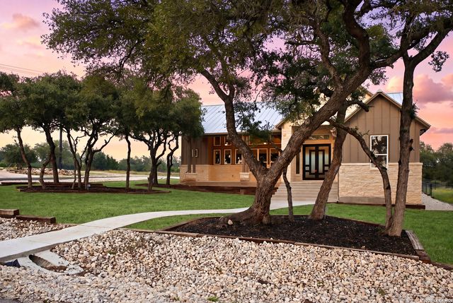 101 C Chisholm, Blanco, TX 78606