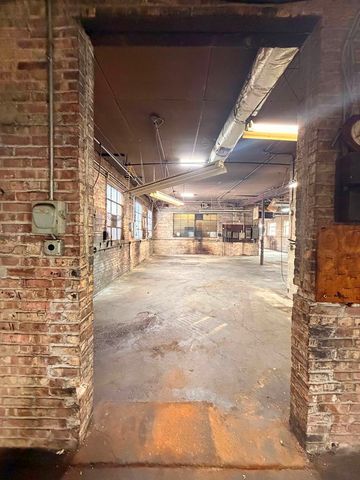 3957 N Normandy Avenue, Chicago, IL 60634