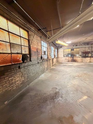 3957 N Normandy Avenue, Chicago, IL 60634