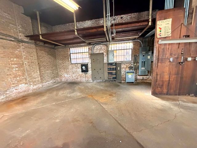 3957 N Normandy Avenue, Chicago, IL 60634