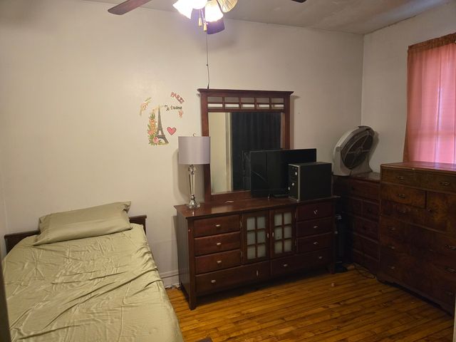 8410 S Marshfield Avenue, Chicago, IL 60620