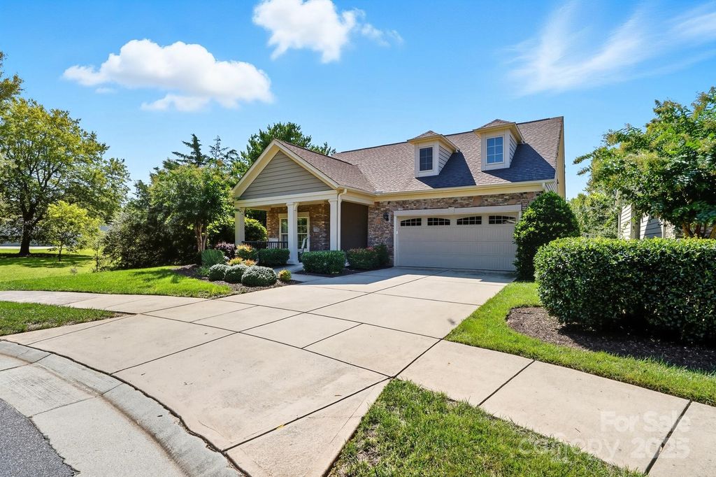 106 Cambria Place, Mooresville, NC 28117