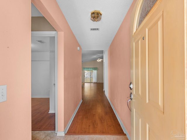 2948 Charter Oaks Ln, Pensacola, FL 32514