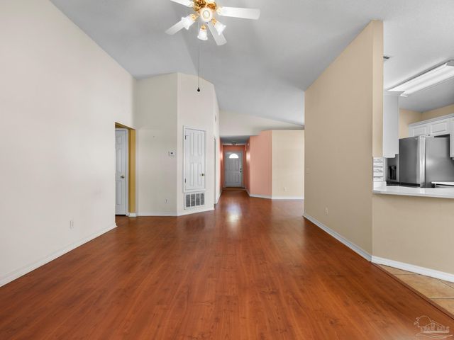 2948 Charter Oaks Ln, Pensacola, FL 32514