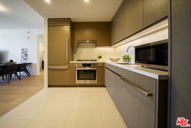 889 Francisco Street 2610, Los Angeles, CA 90017