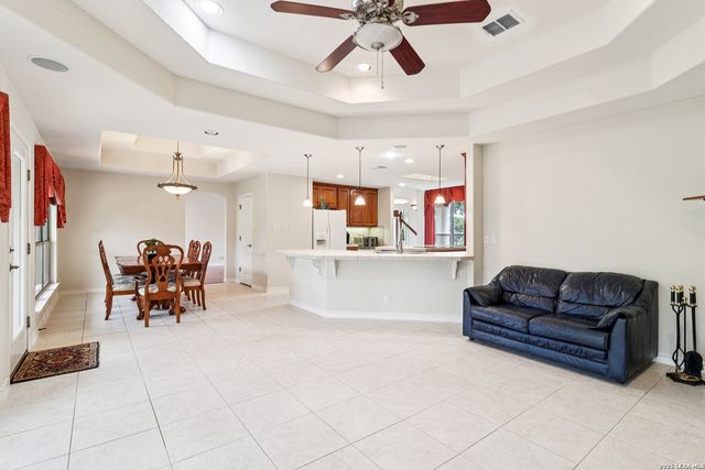 718 Park Shores, Canyon Lake, TX 78133