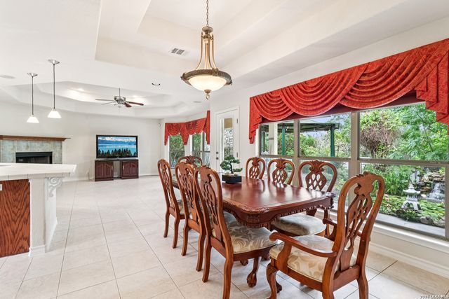 718 Park Shores, Canyon Lake, TX 78133