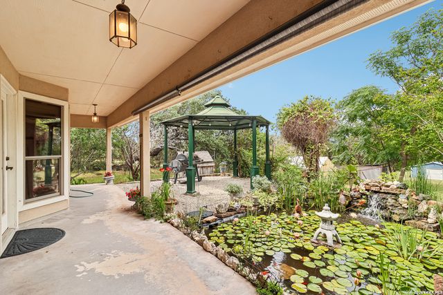 718 Park Shores, Canyon Lake, TX 78133