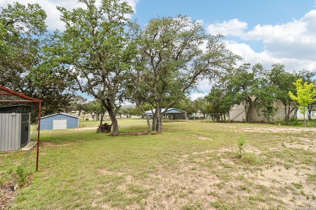 718 Park Shores, Canyon Lake, TX 78133