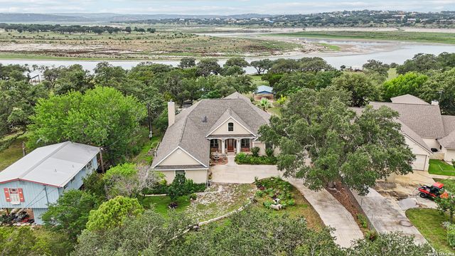 718 Park Shores, Canyon Lake, TX 78133