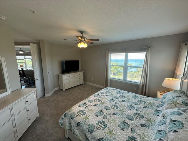 7930 34TH AVENUE W 202, Bradenton, FL 34209