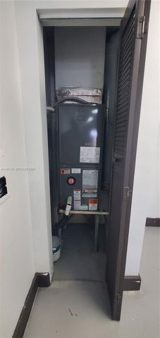 2100 NW 93rd Ave, Doral, FL 33172