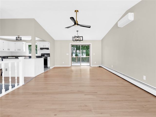 44 Village Avenue, Cranston, RI 02920