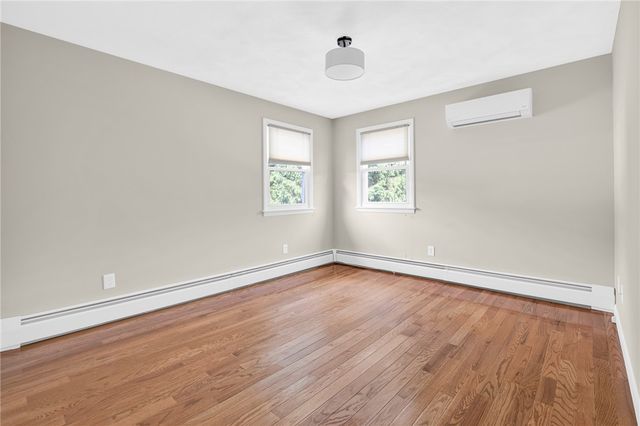 44 Village Avenue, Cranston, RI 02920