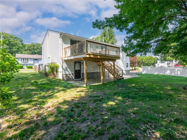 44 Village Avenue, Cranston, RI 02920