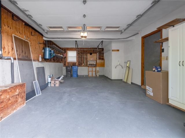 44 Village Avenue, Cranston, RI 02920