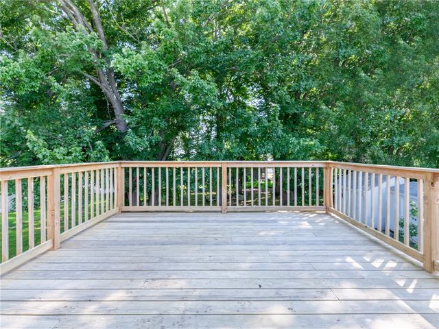 44 Village Avenue, Cranston, RI 02920