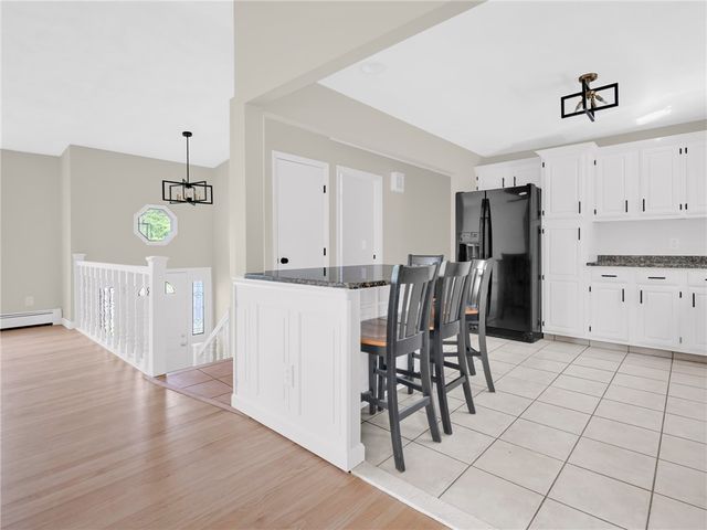 44 Village Avenue, Cranston, RI 02920