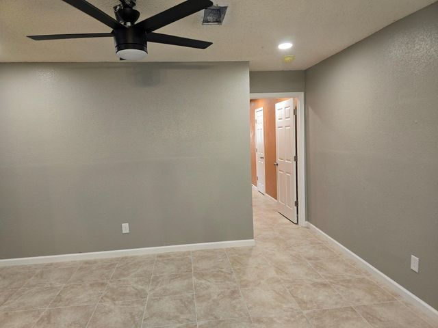 7218 Oriole Drive, Texas City, TX 77591