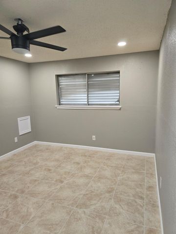 7218 Oriole Drive, Texas City, TX 77591