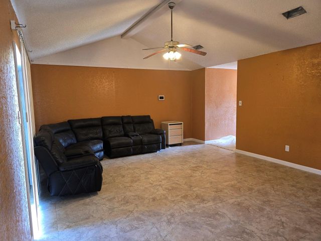 7218 Oriole Drive, Texas City, TX 77591