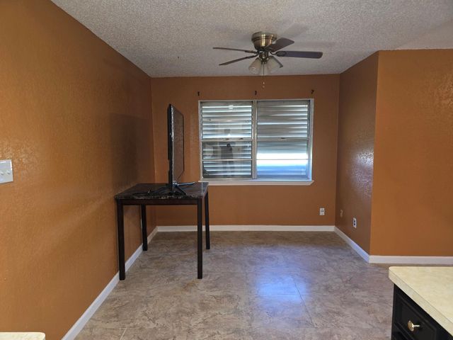 7218 Oriole Drive, Texas City, TX 77591