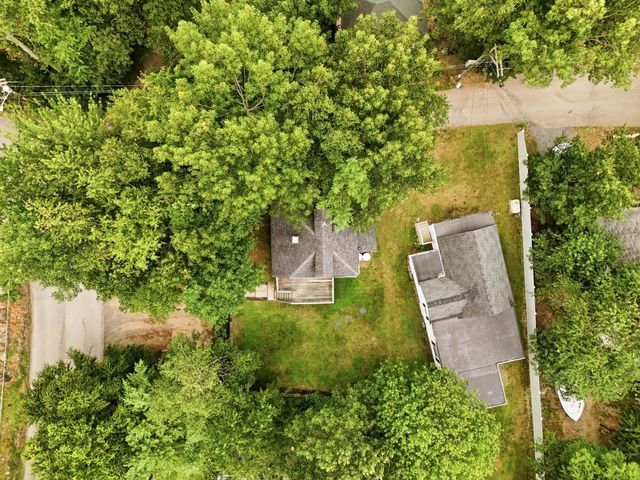 37 Great Pond Road, Kingston, NH 03848