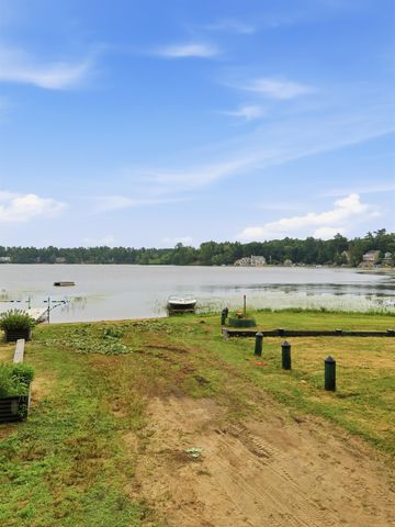 37 Great Pond Road, Kingston, NH 03848