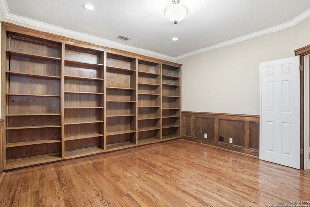 16206 Robinwood Lane, San Antonio, TX 78248