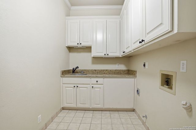 16206 Robinwood Lane, San Antonio, TX 78248