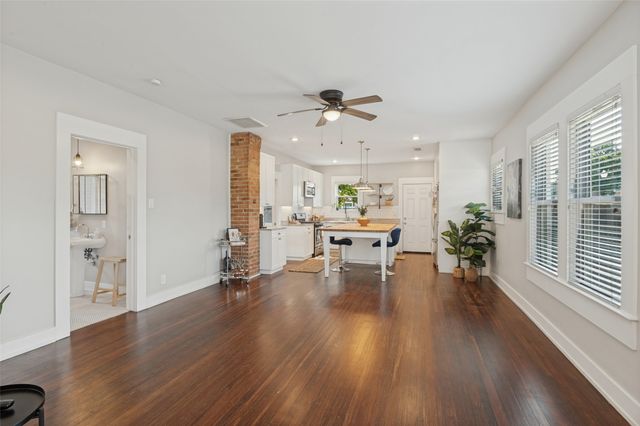 1123 Ballard Avenue, Dallas, TX 75208