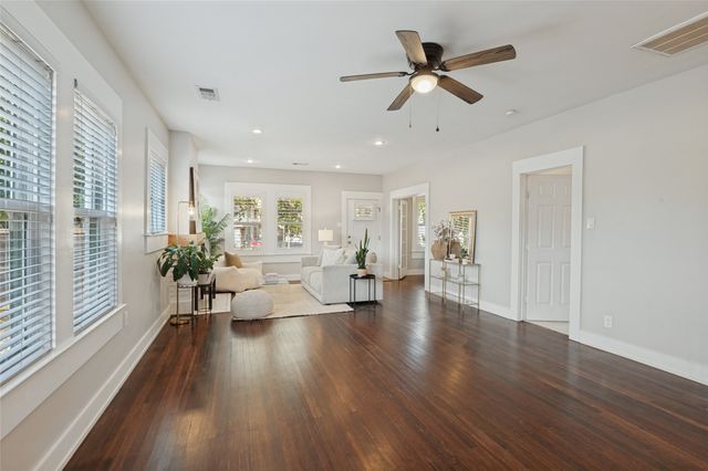 1123 Ballard Avenue, Dallas, TX 75208