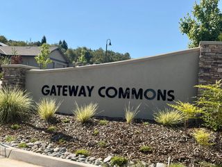 2647 Commons Pl, Auburn, CA 95603