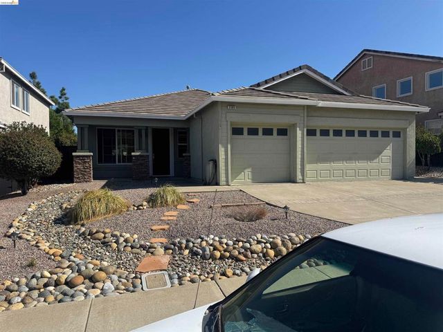 2385 Fieldgate Dr, Pittsburg, CA 94565